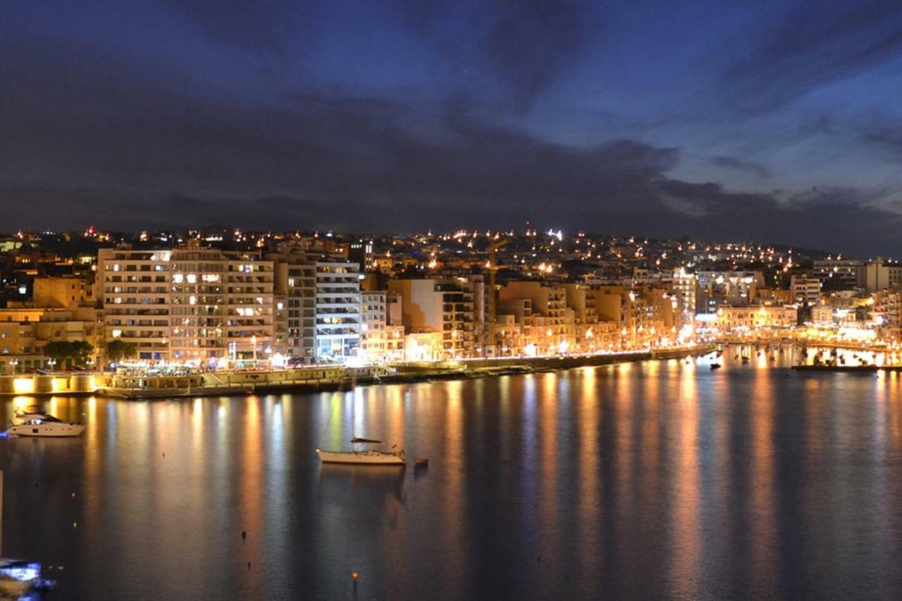 Gorgeous Apartment With Terrace In Fort Cambridge, Pool Sliema Exterior foto